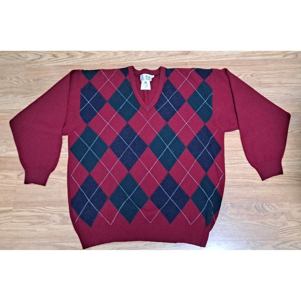Vintage Pringle of Scotland Medium‎ Red 100% Lamb's Wool V Neck Argyle Sweater